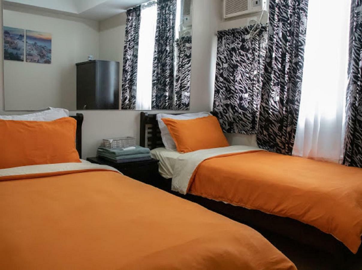 4Q Tower D Manhanttan Heights Cubao Qc Manilla Buitenkant foto