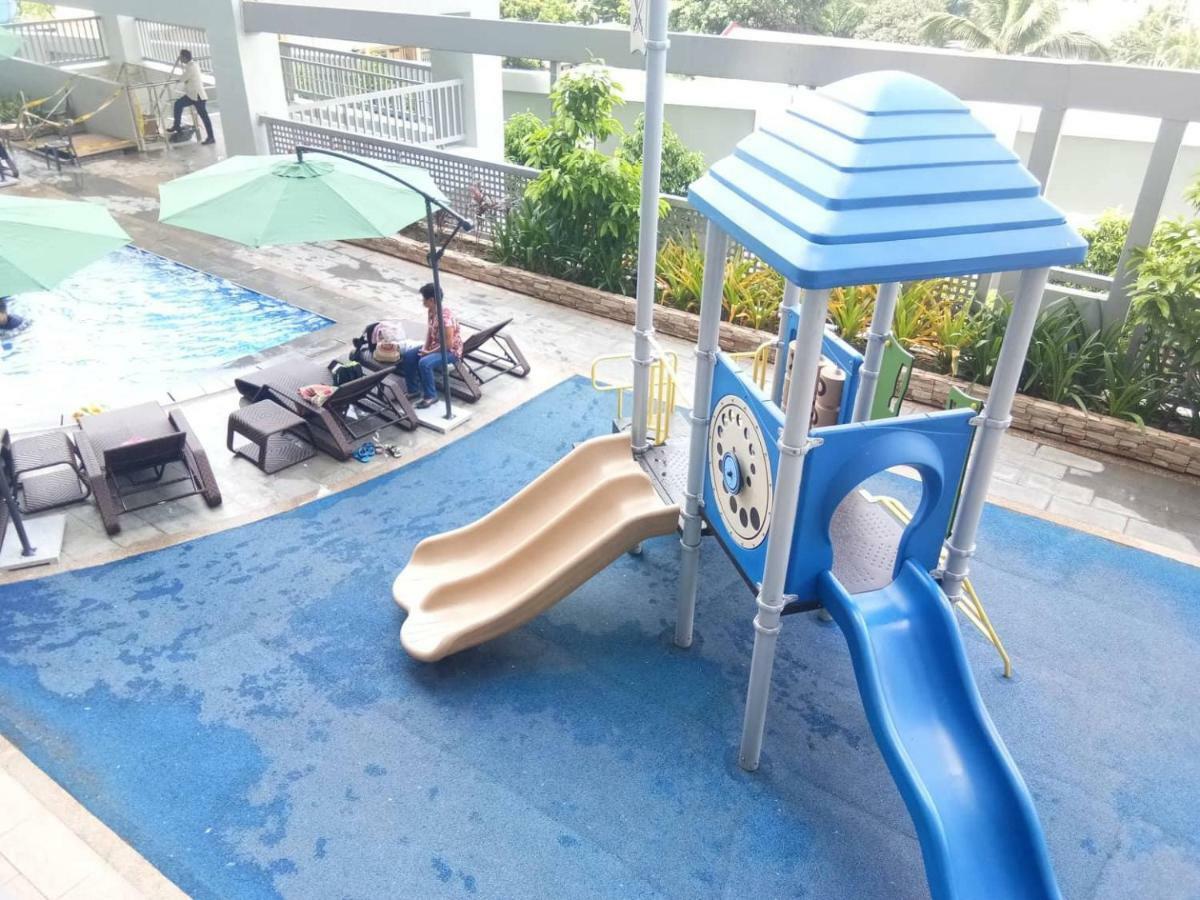 4Q Tower D Manhanttan Heights Cubao Qc Manilla Buitenkant foto